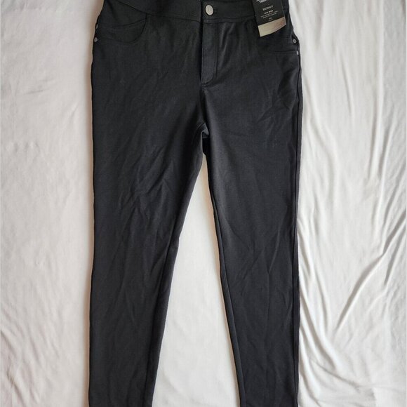 Women's Sz Med Short Skinny Black Ponte Mid Rise NWT Simply Vera Vera Wang Pant - Picture 2 of 5